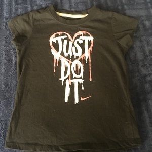 EUC girls Nike shirt